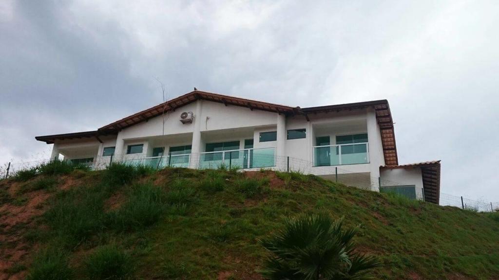 Apartamentos Mirante De Escarpas Capitólio Exterior foto